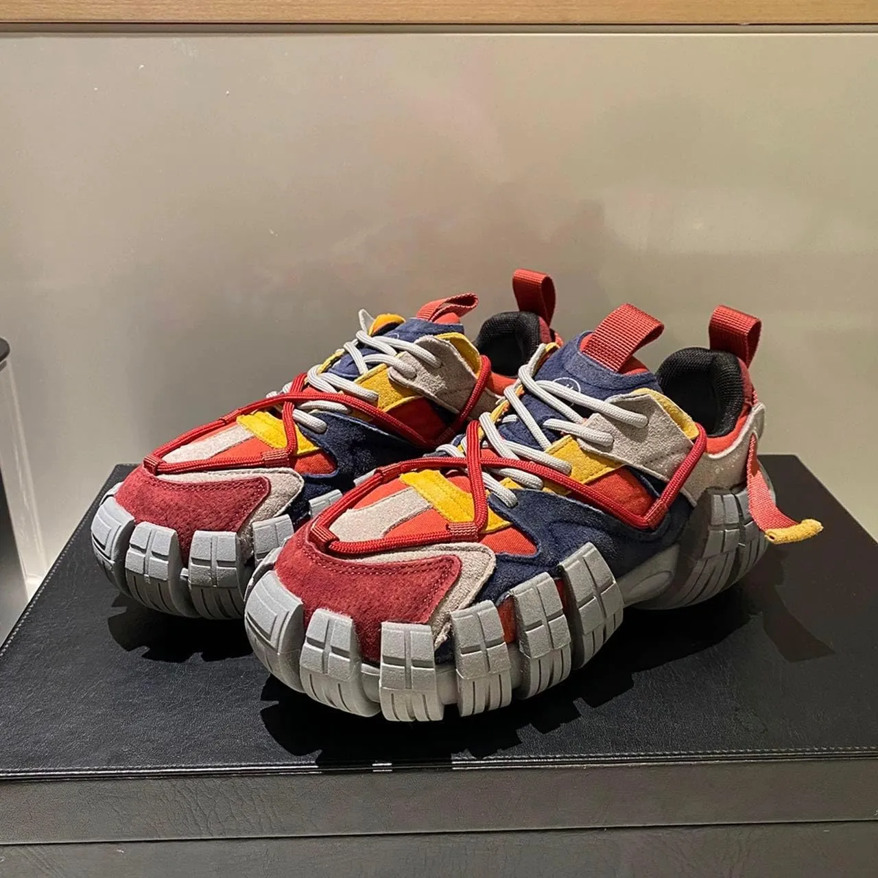 Color-Blocked Comfy Trendy Platform Shoes for Outdoor Walking Jogging Camping, All Seasons Men's Lace Up Sneakers