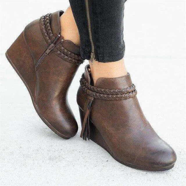 Comfortable and fashionable orthopedic Boots