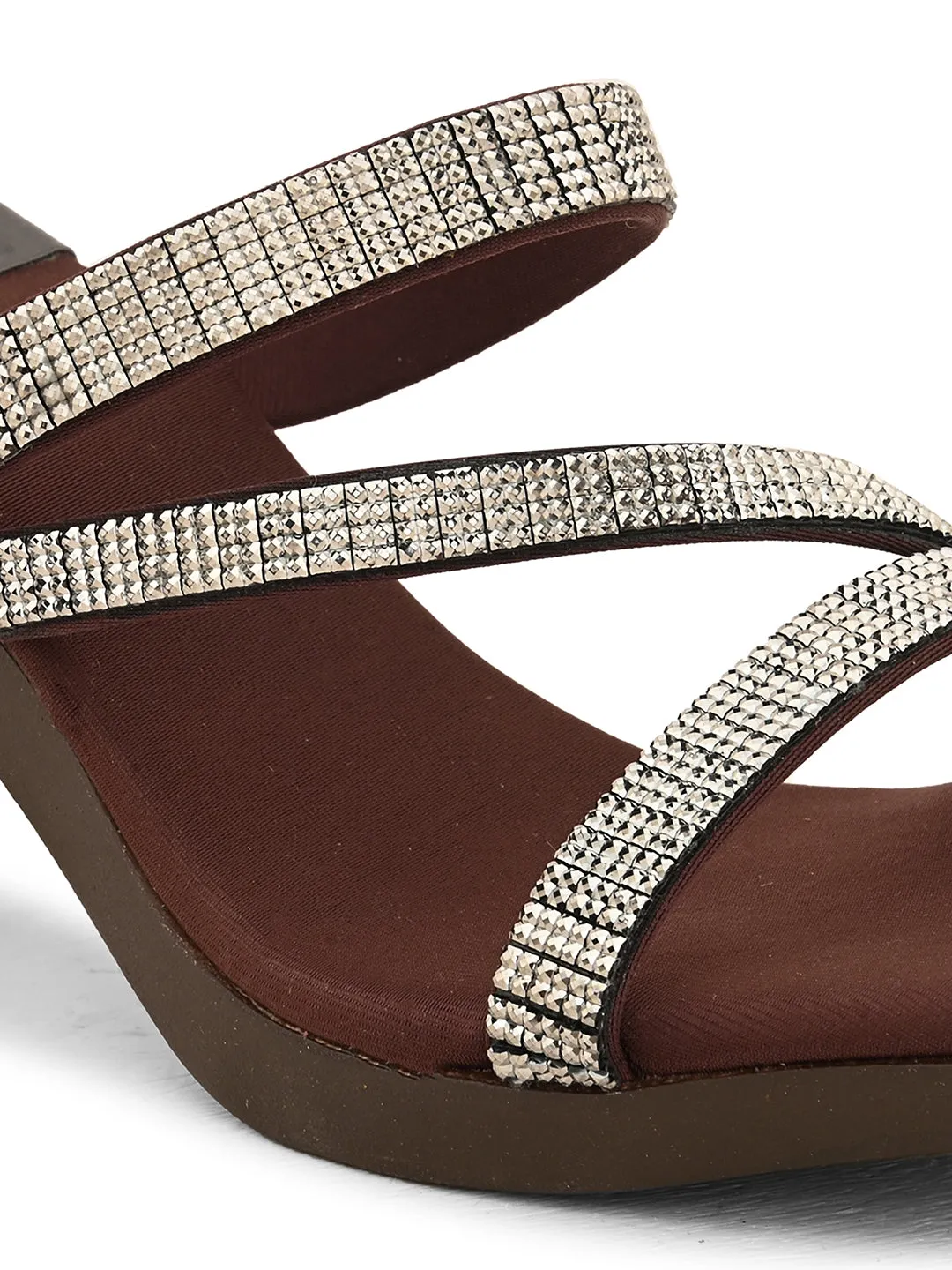 Comfortable , Stylish & Attractive Slip-On Block Heel Sandals