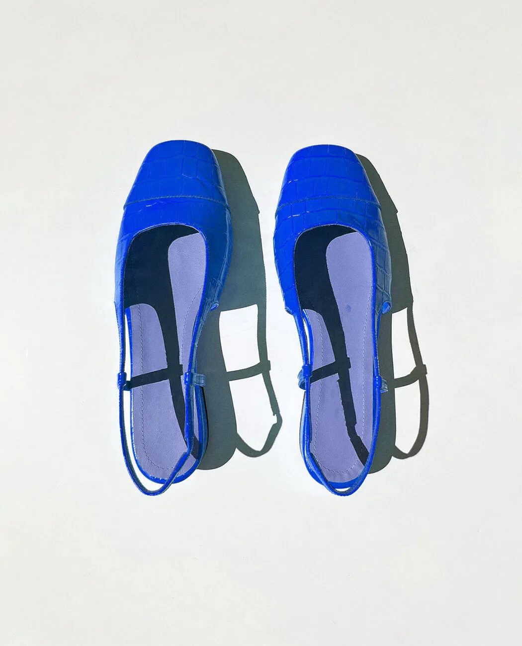 Embossed low heel multi color casual sandal