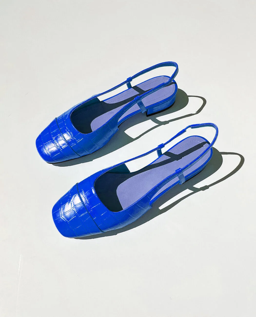 Embossed low heel multi color casual sandal