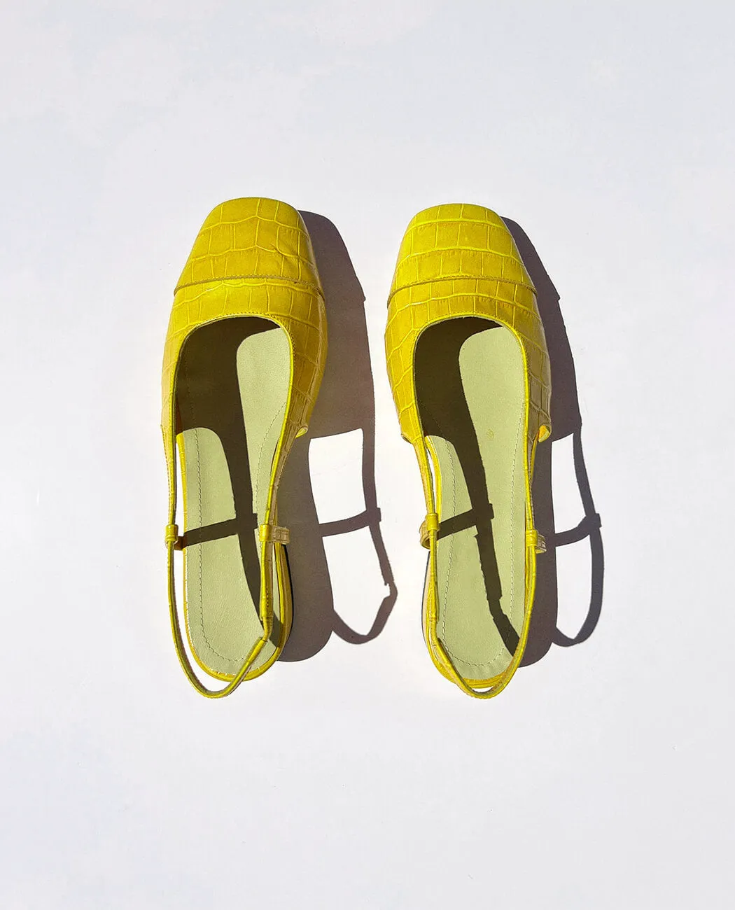 Embossed low heel multi color casual sandal