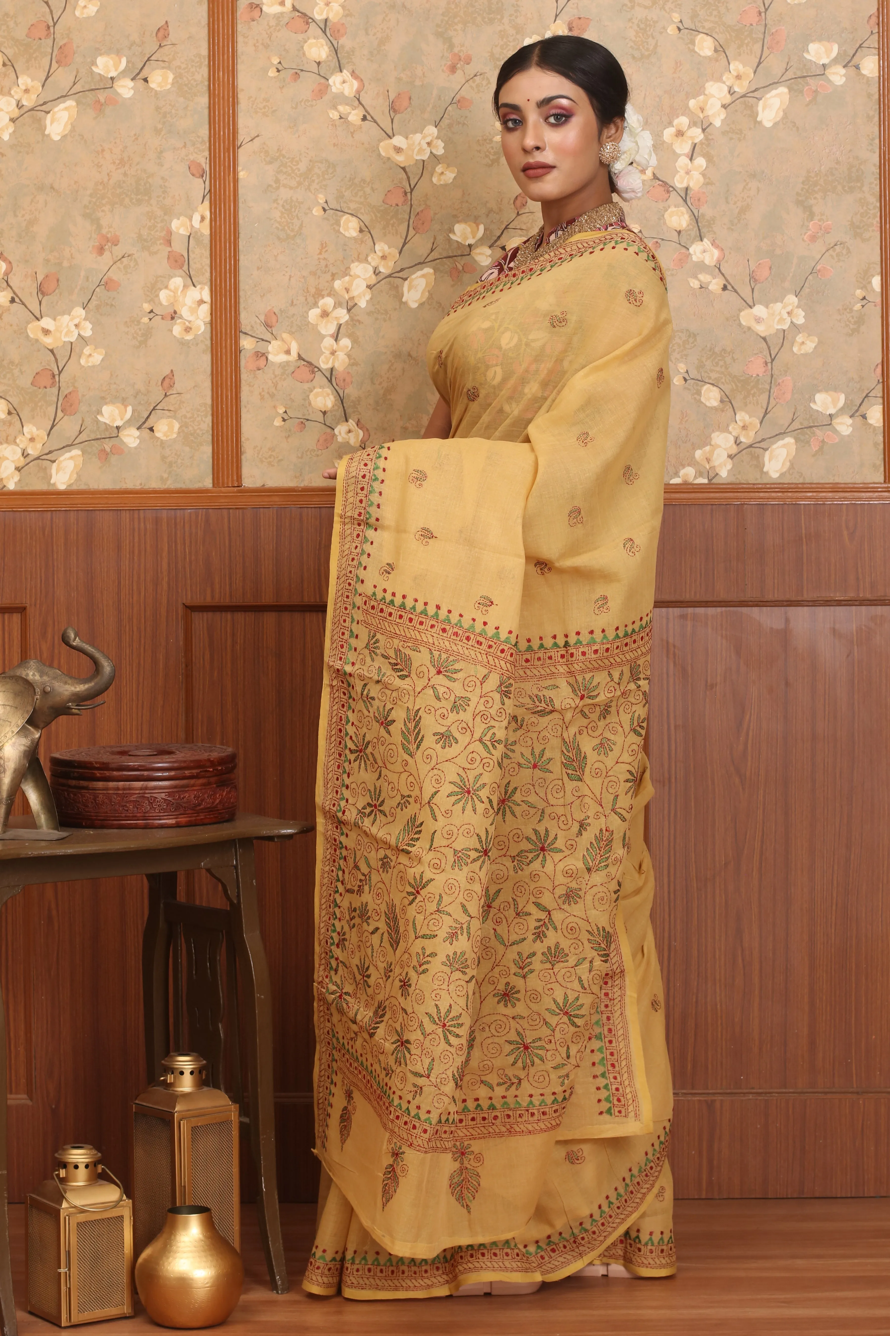 Embroidery Detailed Bengal With Kantha First-time buyer discount Colour Sandal And Saree Tant Cotton Red Green