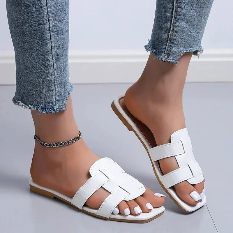 Flat women's sandals with a soft sole
