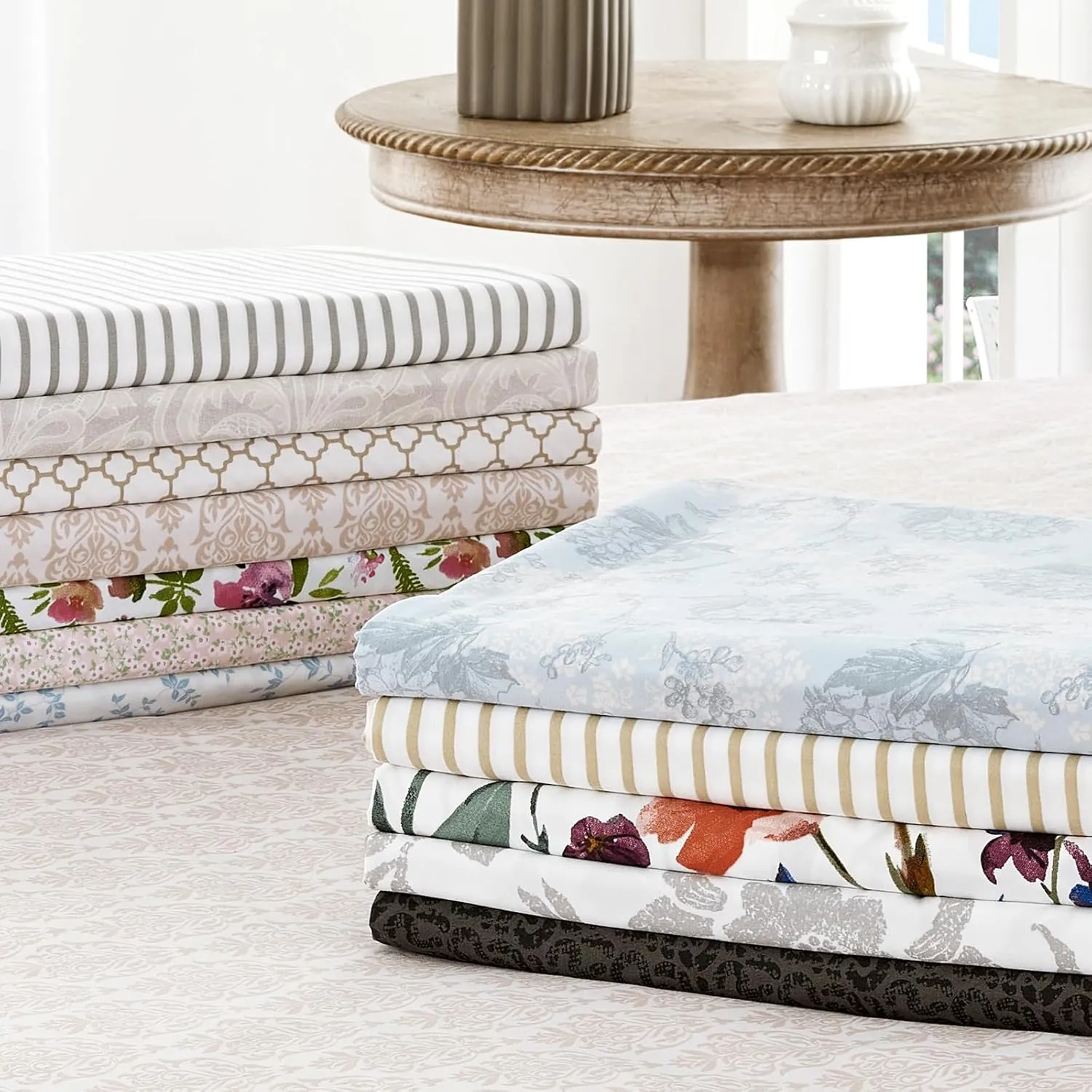 FreshCulture Floral Bed Sheets - Ultra Soft Queen Sheet Set - Brushed Microfiber Blue Floral Sheets - Deep Pockets up to 16" - Easy Care - Hotel Luxury 4 Piece Flower Printed Sheets Queen, Lille