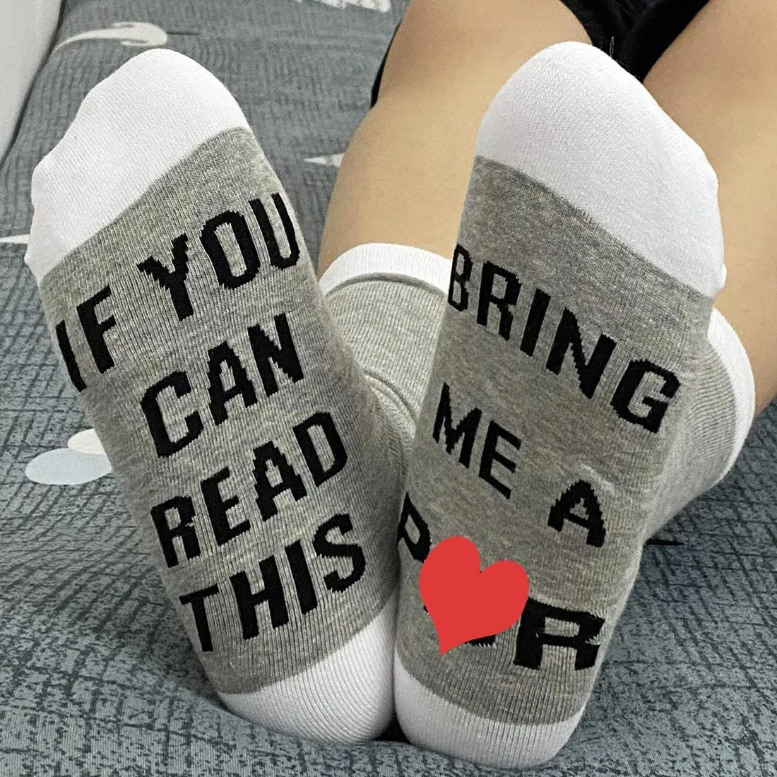JXGZSO 2 Pairs Beer Lover Socks If You Can Read This Bring Me A Sock