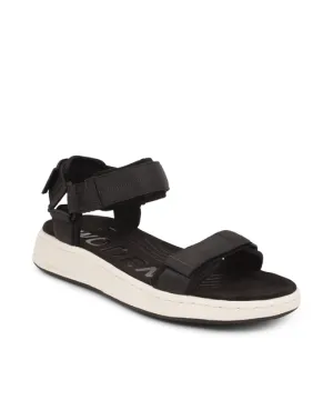 Line Sandal