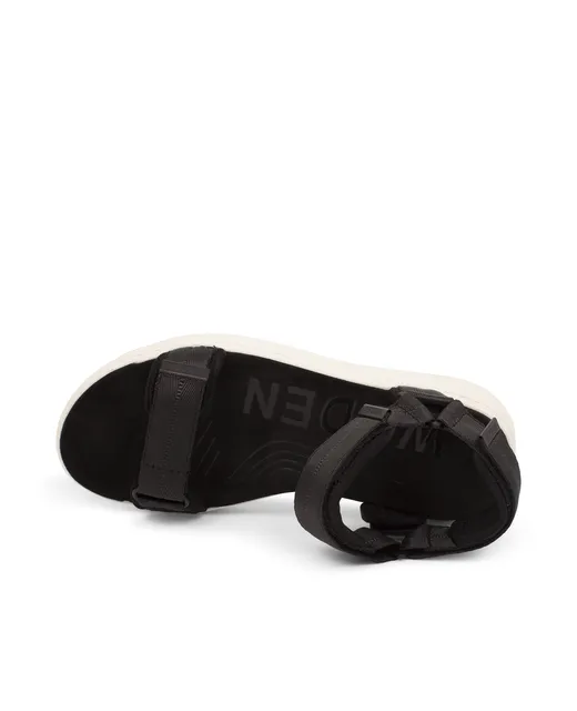 Line Sandal