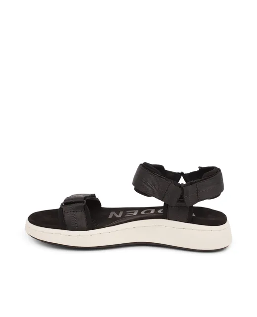 Line Sandal