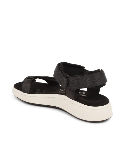 Line Sandal