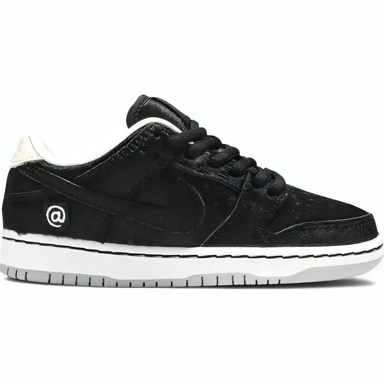 Medicom Toy x Dunk Low SB PS 'BE@RBRICK'