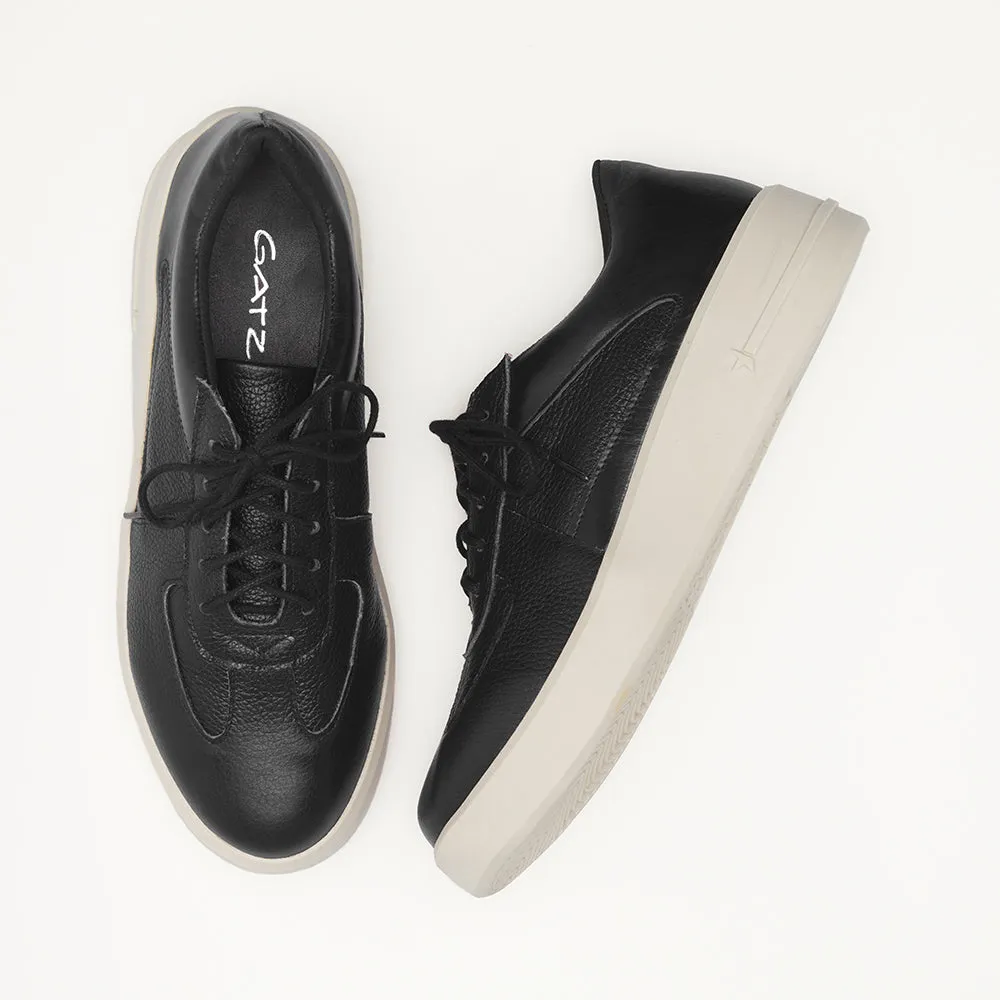 Naomi Sneaker