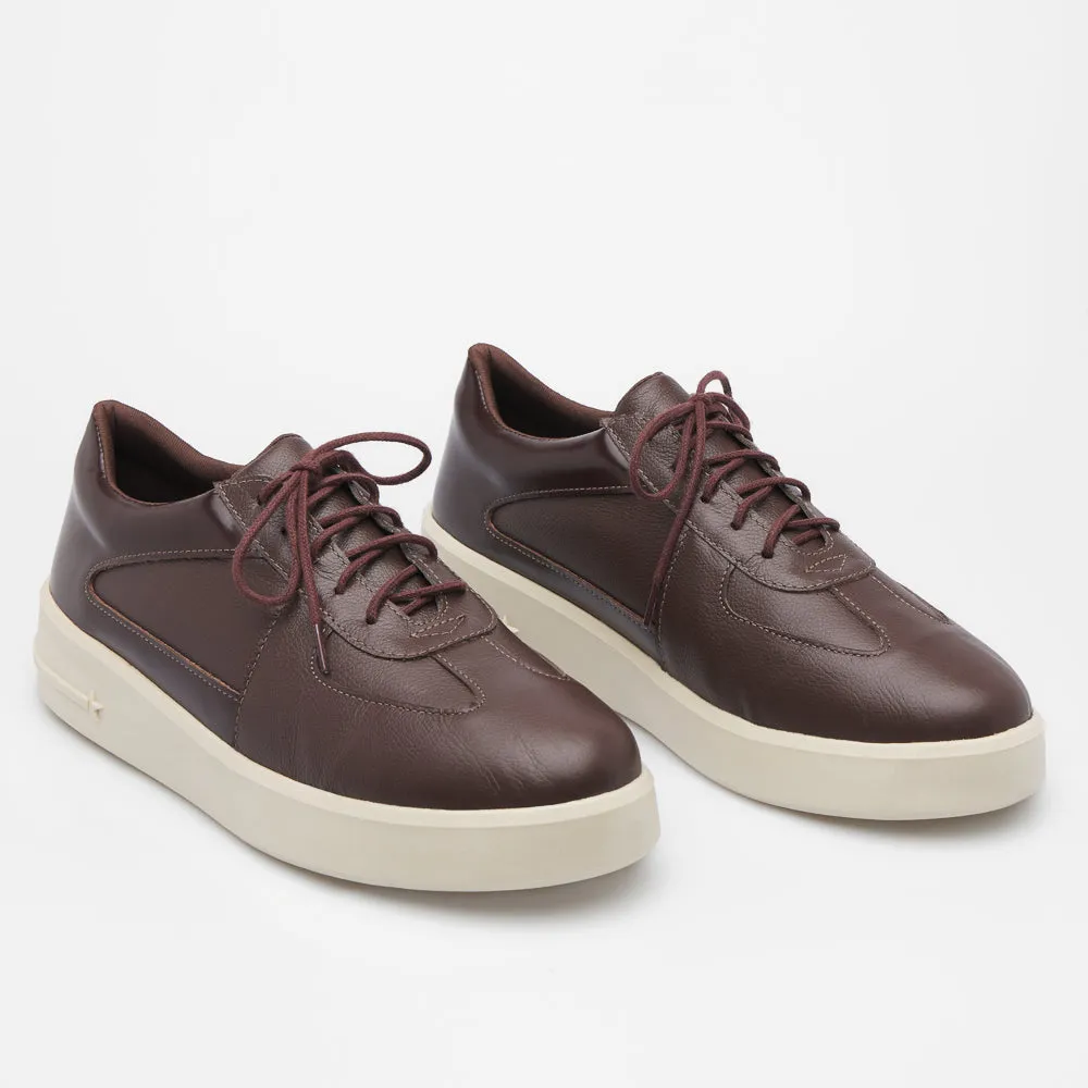 Naomi Sneaker