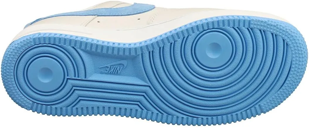 NIKE Men's Sneaker