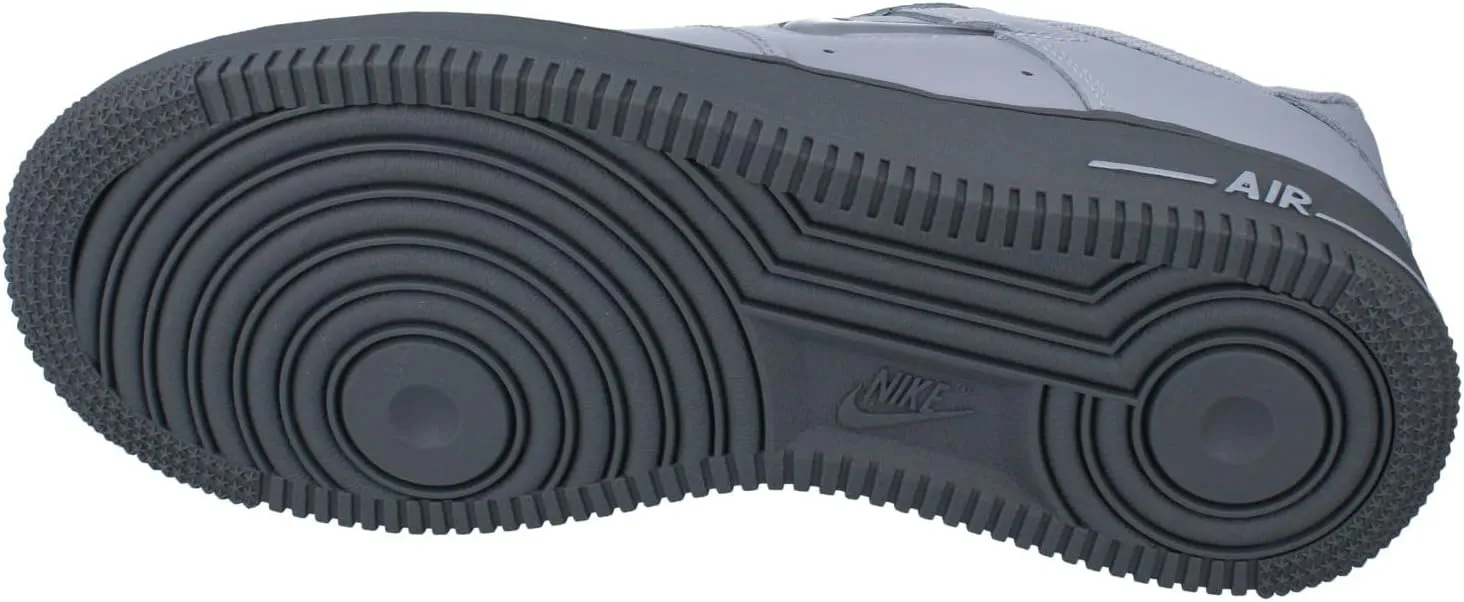 NIKE Men's Sneaker