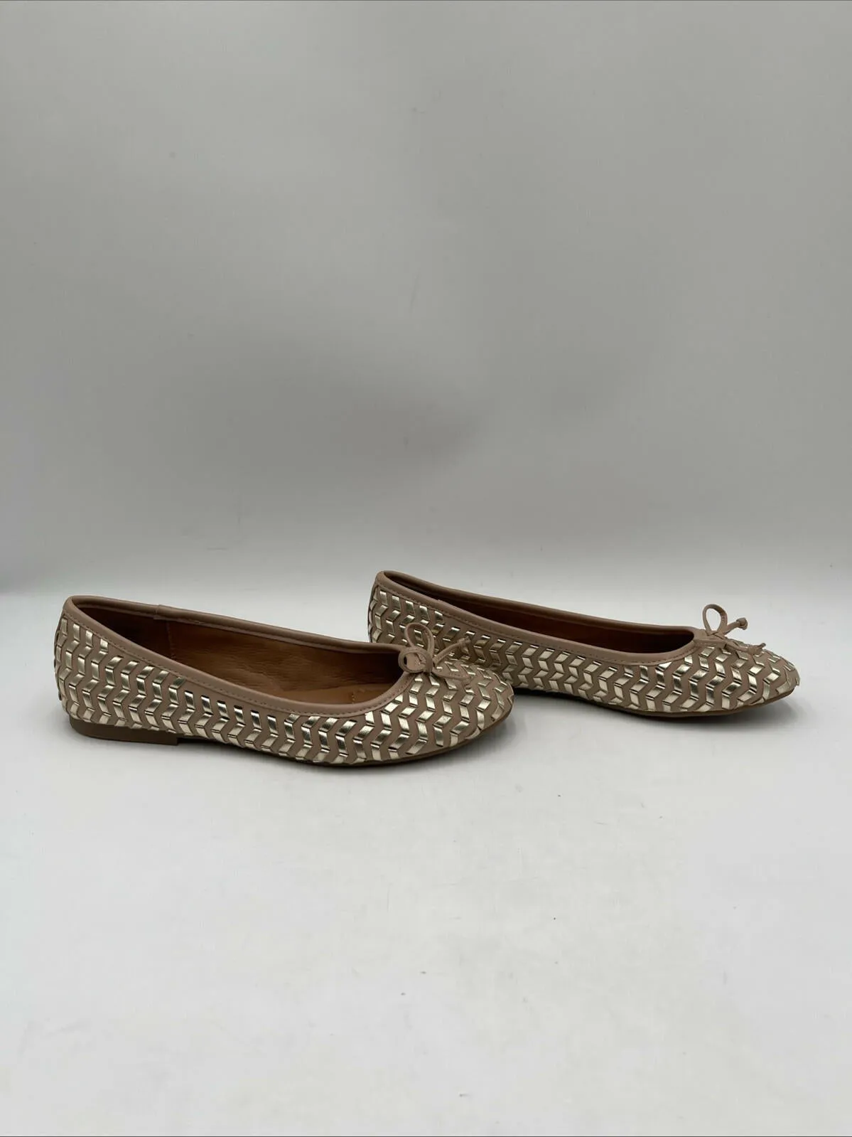 NWB Lucky Brand Sargena Ballet Flats Women's Gold/Beige Size 6.5M/37