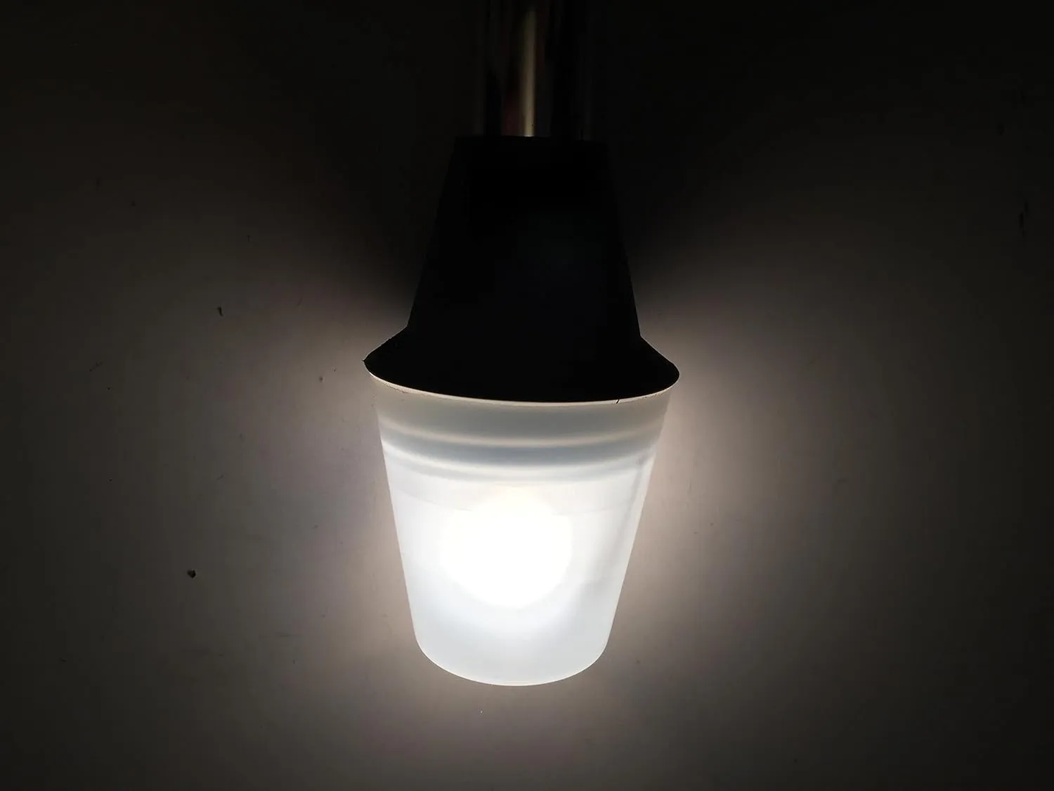 Pactrade Marine All-Round Boat Navigation Lights - 24-Inch Incandescent White Stern Light (Flush Mount, Removable Chrome Plug-in Base) - Boat Accessories for Pontoon, Yacht, Kayak