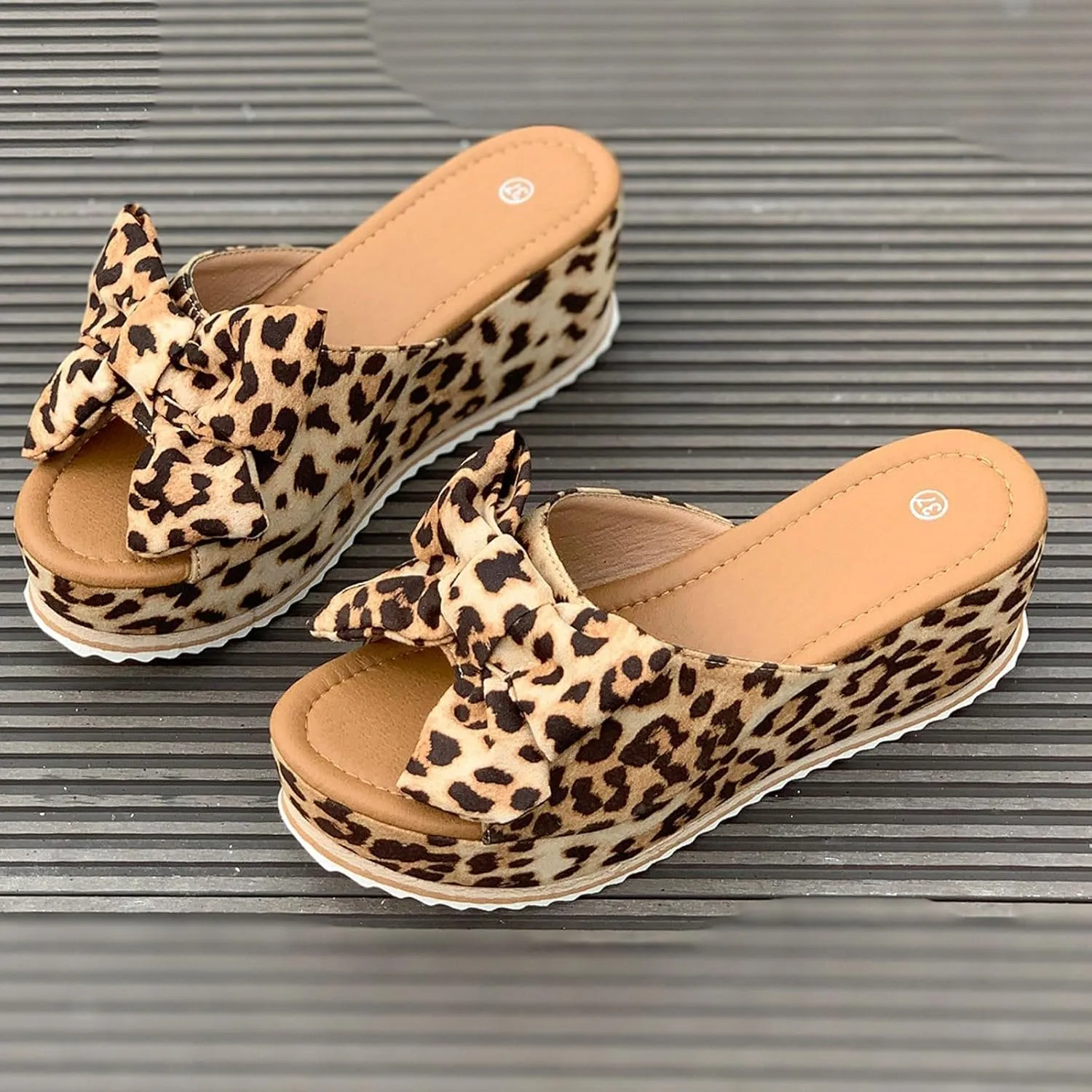 Platform Sandals for Women Trendy Bow-Knot Slide Wedge Slippers Comfortable Elegant Cute Beach Slippers Summer Walking Indoor Outdoor Shoes