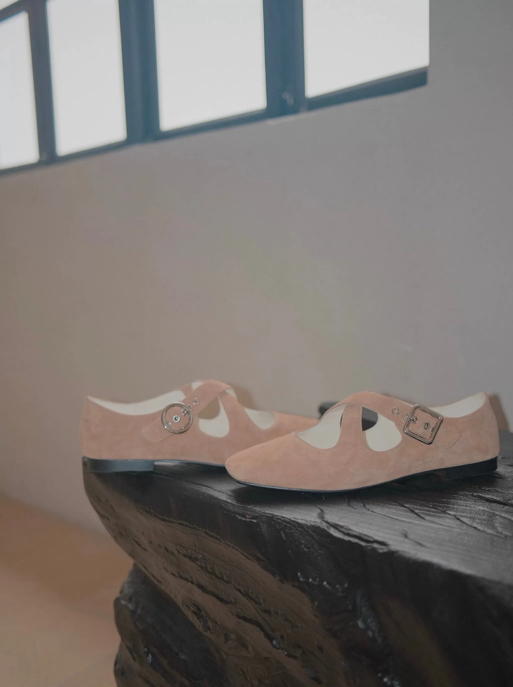 "Ease" Mary Janes Ballet Flats with Cross Straps