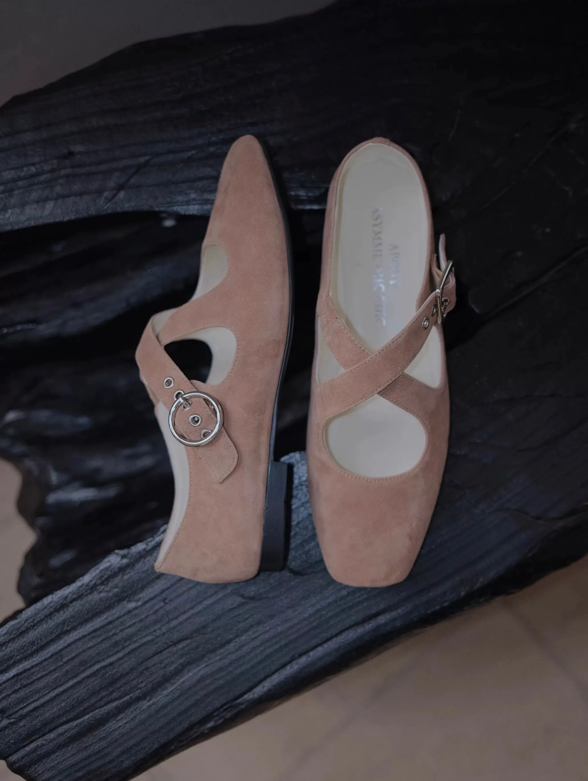 "Ease" Mary Janes Ballet Flats with Cross Straps