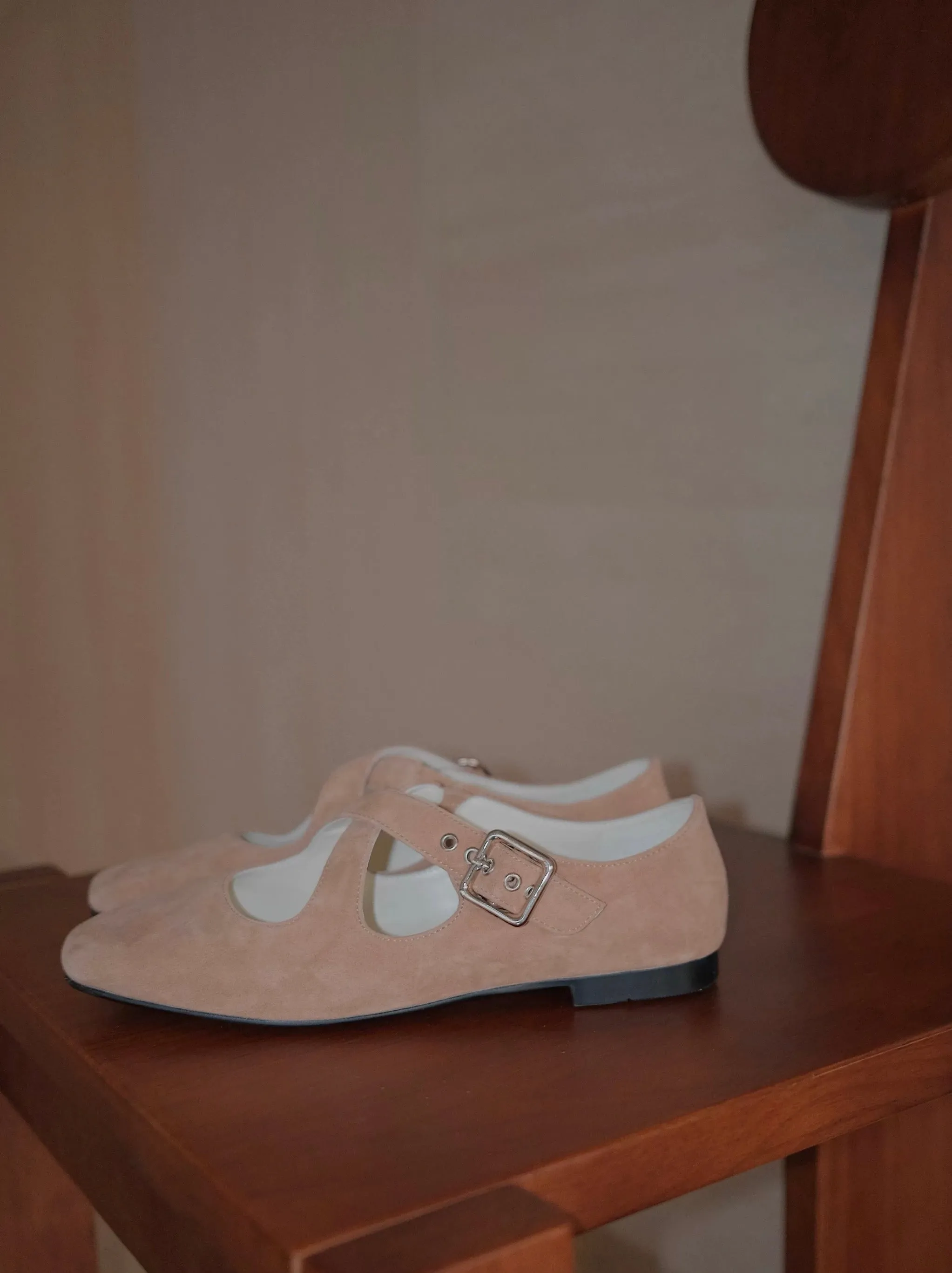 "Ease" Mary Janes Ballet Flats with Cross Straps
