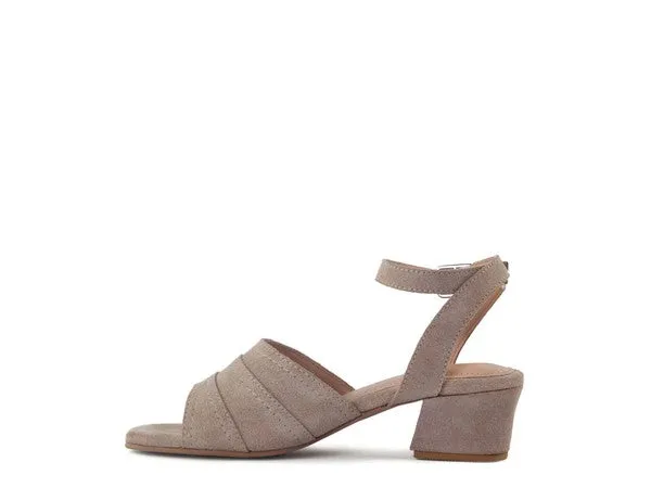 SIGRID Fine Suede Block Heeled Sandal