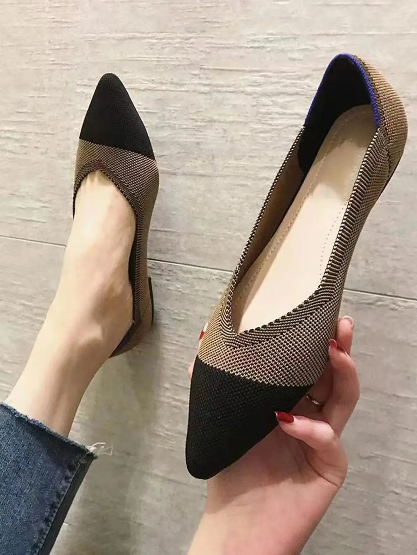 Stylish Women's Knit Flat Shoes for Spring