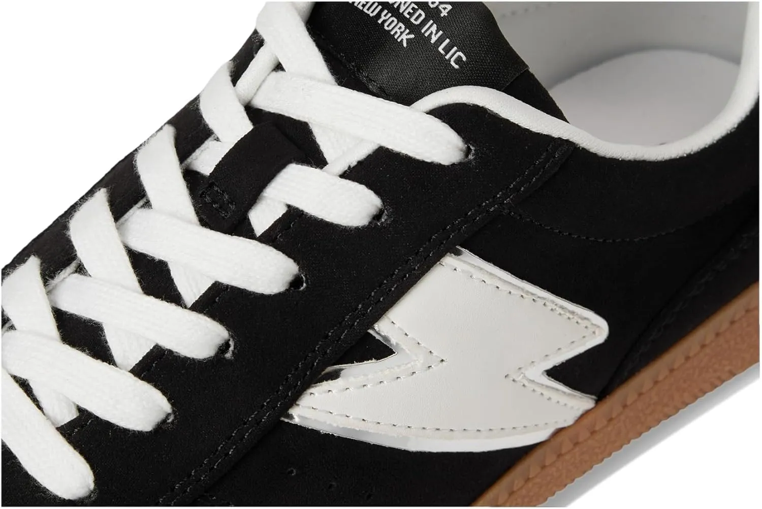 Trio Sneaker