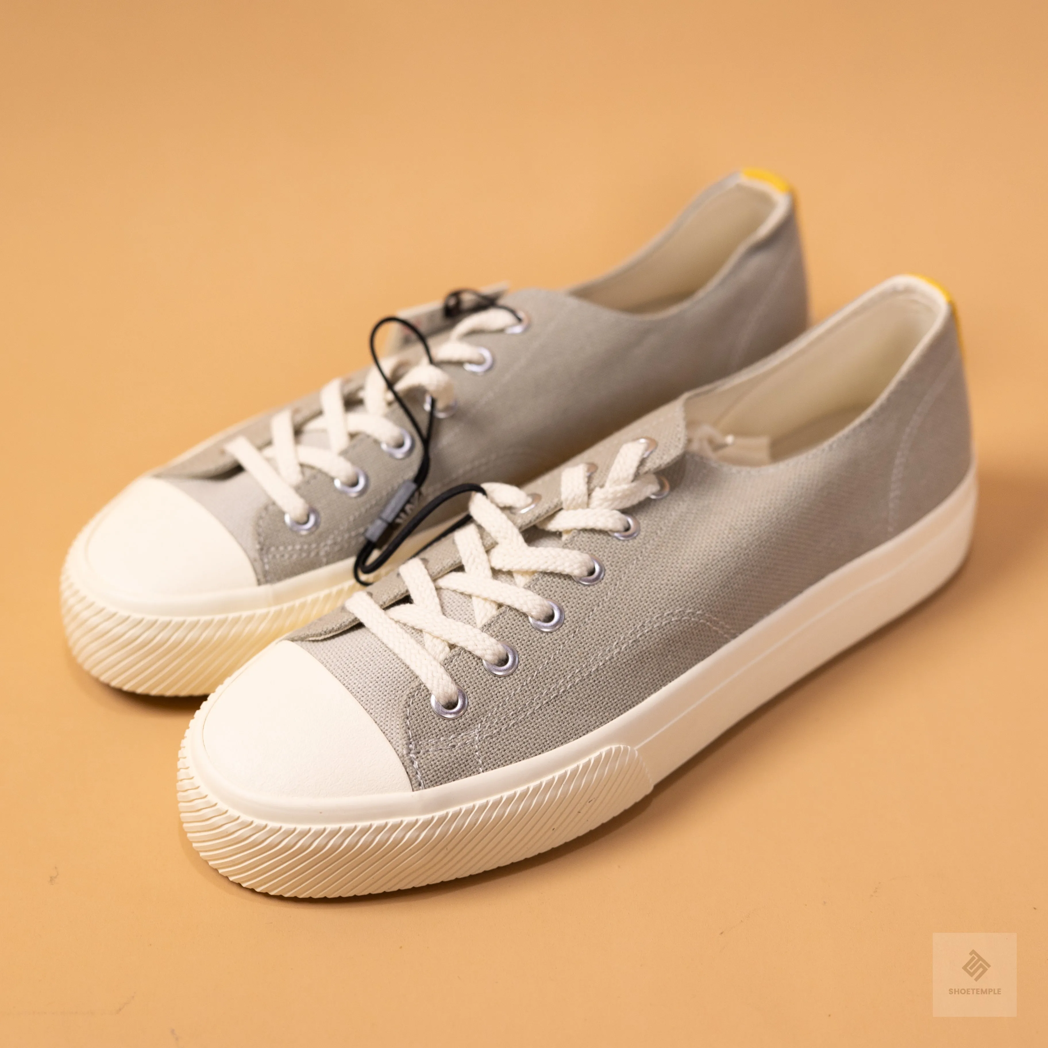 Zara Canvas Sneaker Cream